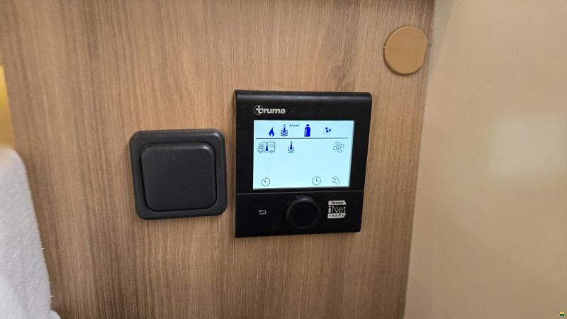 Roller Team AUTO ROLLER KRONOS 264 TL 2,0 TDCI FORD