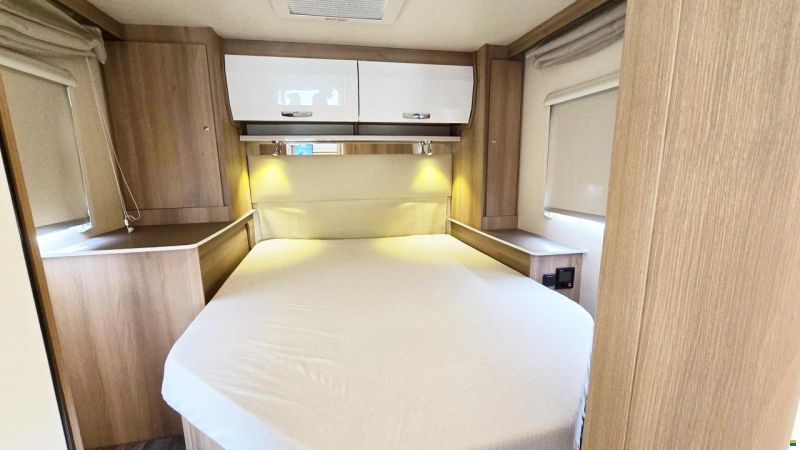 Roller Team AUTO ROLLER KRONOS 264 TL 2,0 TDCI FORD