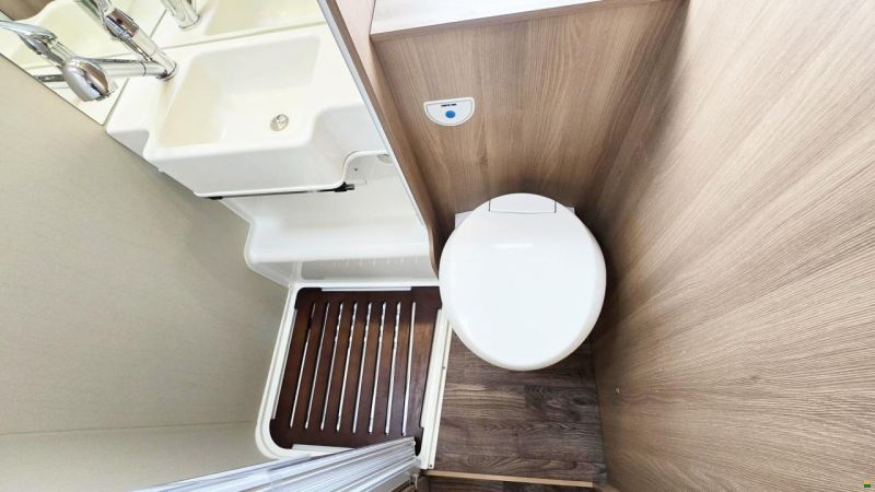 Roller Team AUTO ROLLER KRONOS 264 TL 2,0 TDCI FORD