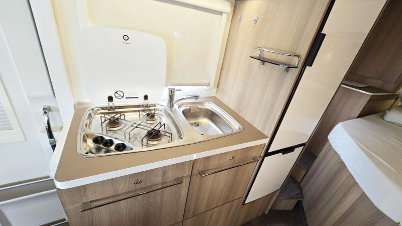 Roller Team AUTO ROLLER KRONOS 264 TL 2,0 TDCI FORD