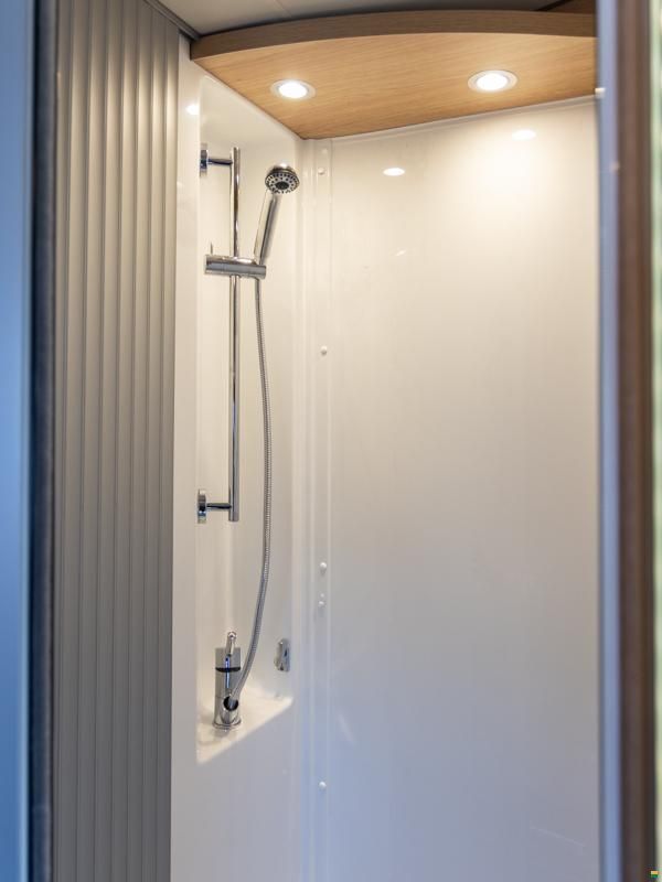 Knaus Sky Wave 650 M