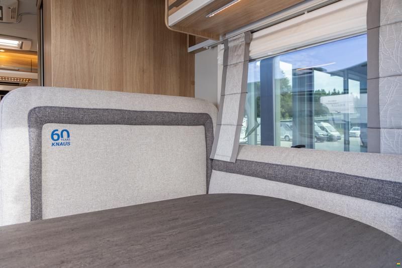 Knaus Sky Wave 650 M