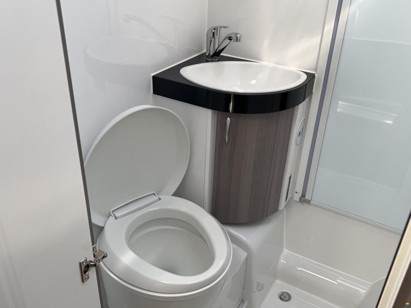 Hobby Alkoven A65 KM