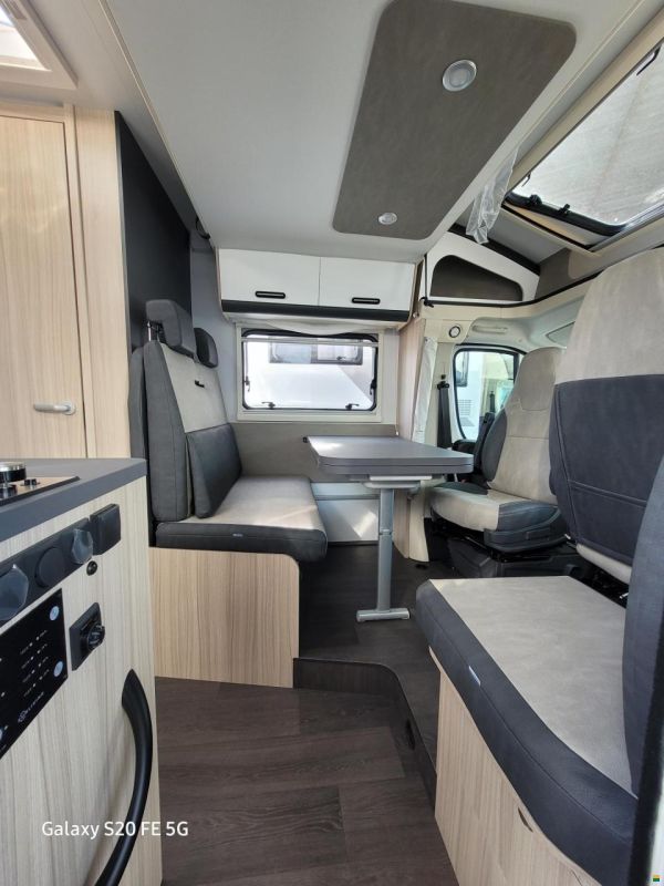 Adria Sun Living S70SL