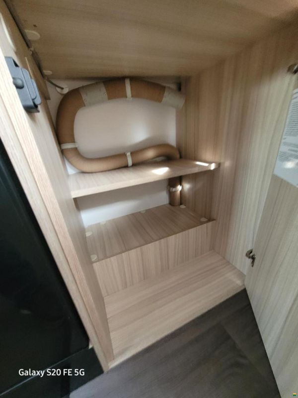 Adria Sun Living S70SL