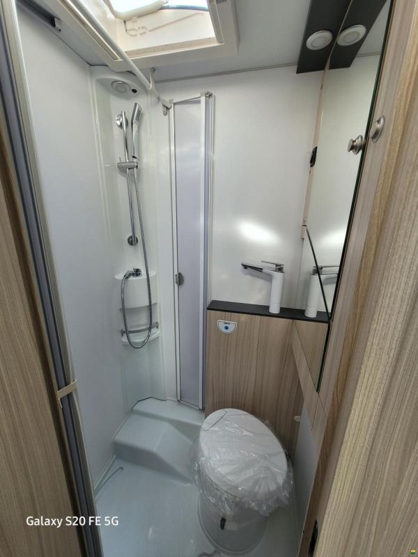 Adria Sun Living S70SL