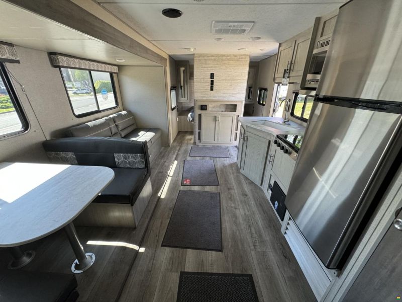 Catalina Summit 261 BHS