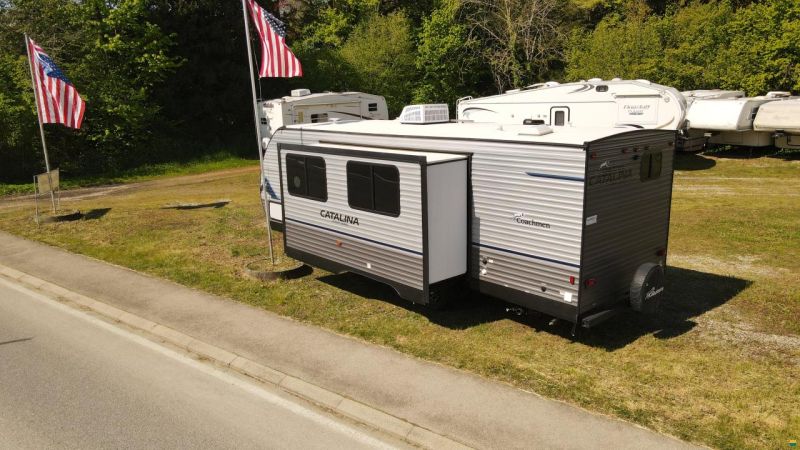 Catalina Summit 261 BHS