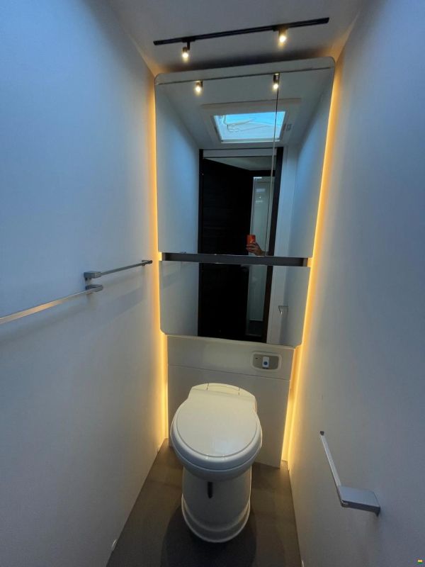 Adria Astella 704 HP