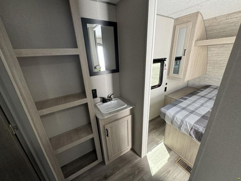 CATALINA Summit 271 DBS