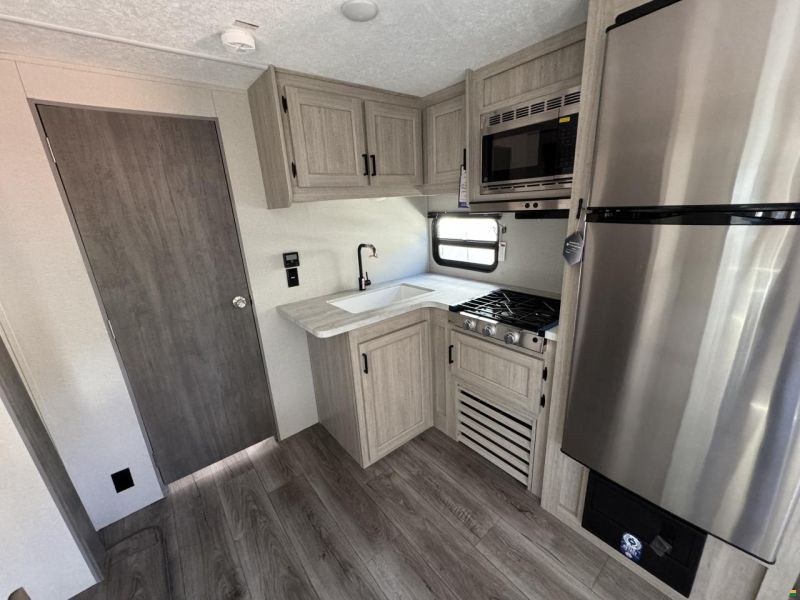 CATALINA Summit 271 DBS