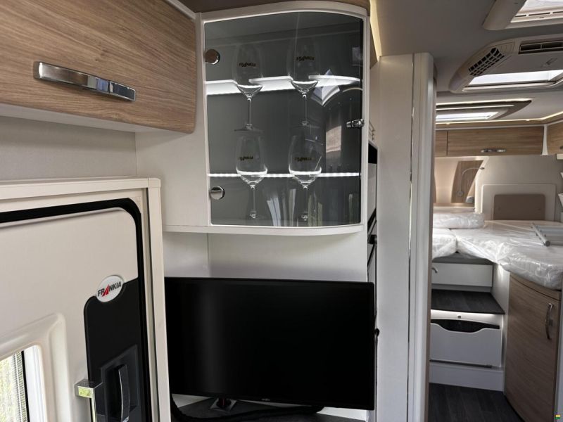 Frankia M-Line I 7400 Plus