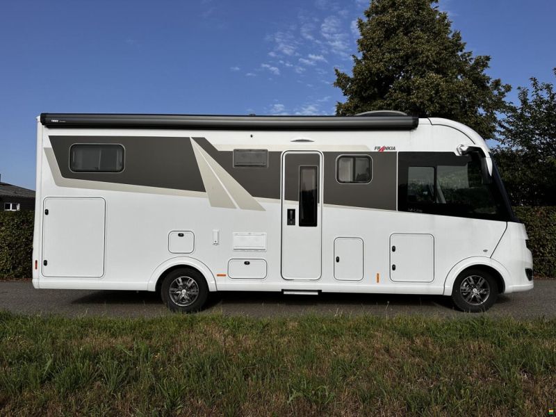 Frankia M-Line I 7400 Plus