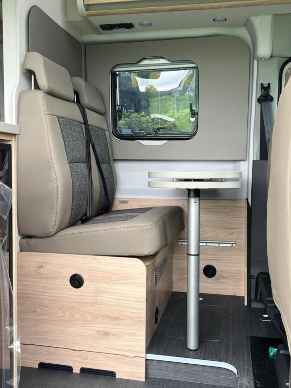 Dethleffs Globetrail Classic 590 DK Ford