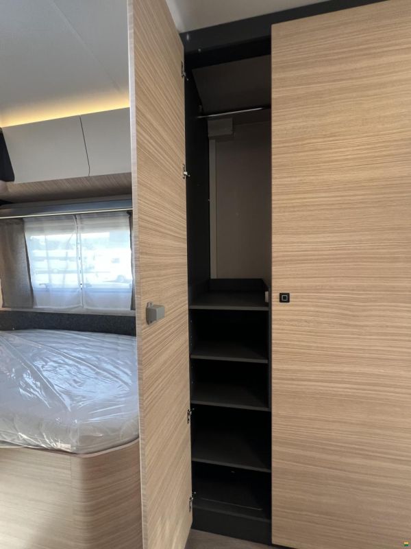 Hobby 595 KML MAXIA (Q02)