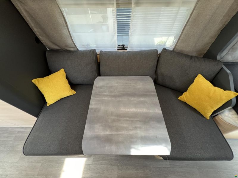 Hobby 595 KML MAXIA (Q02)