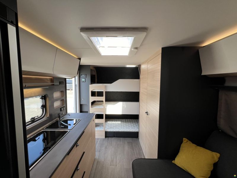 Hobby 595 KML MAXIA (Q02)