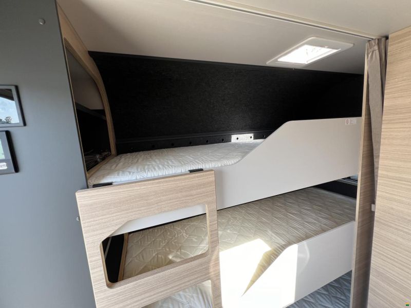 Hobby 595 KML MAXIA (Q02)