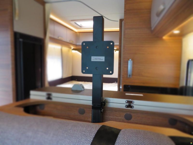 Knaus L!ve Wave 650 MF