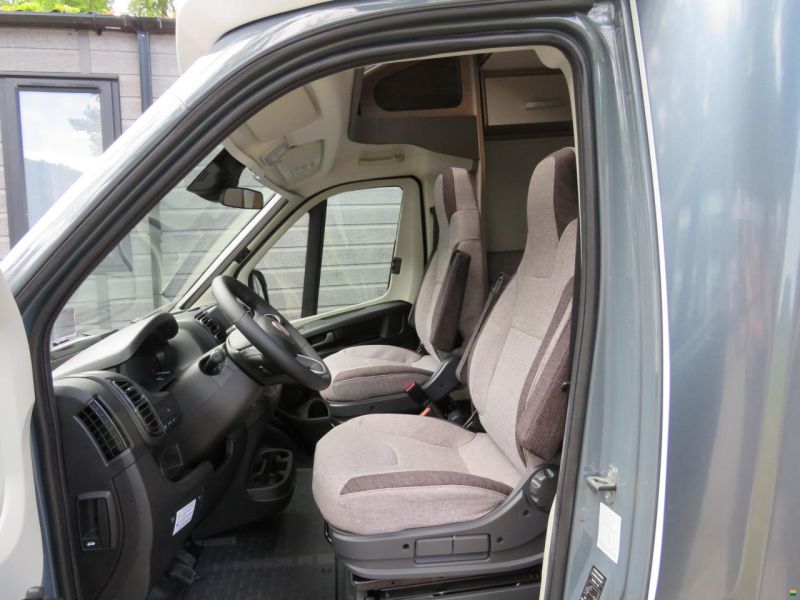 Knaus L!ve Wave 650 MF