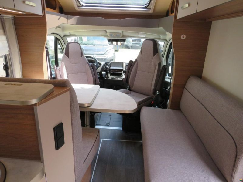 Knaus L!ve Wave 650 MF