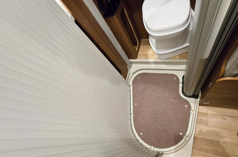 Pössl GLOBECAR GLOBESTAR 600L 2,3D AUT HOCDACH