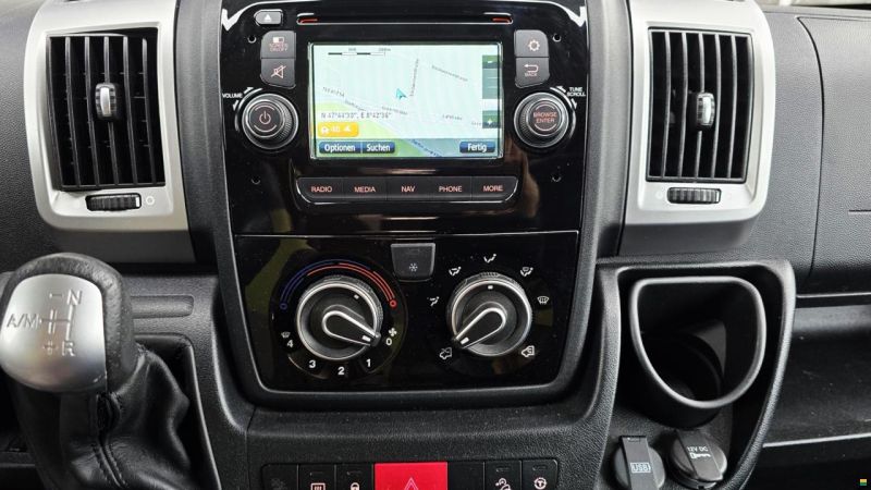 Pössl GLOBECAR GLOBESTAR 600L 2,3D AUT HOCDACH