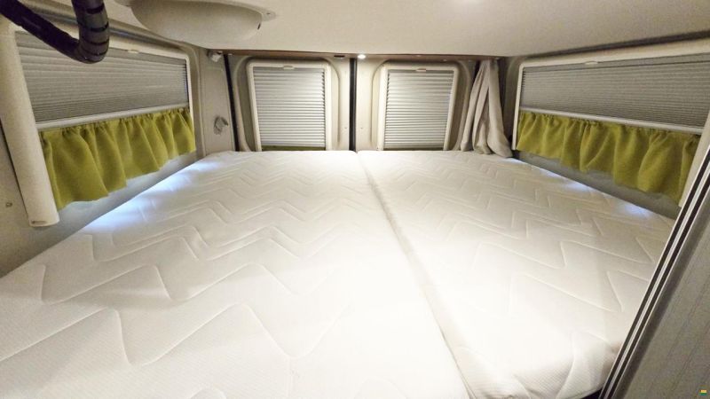 Pössl GLOBECAR GLOBESTAR 600L 2,3D AUT HOCDACH