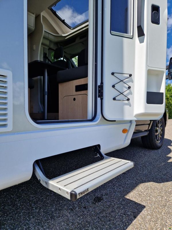 Sunlight Adventure T Ford 680