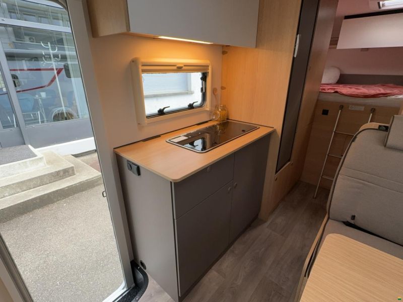 LMC Alkoven 690 Tourer