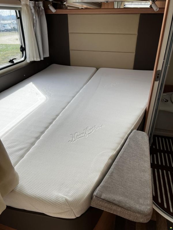 Knaus Sky Wave 650 MF Celebration