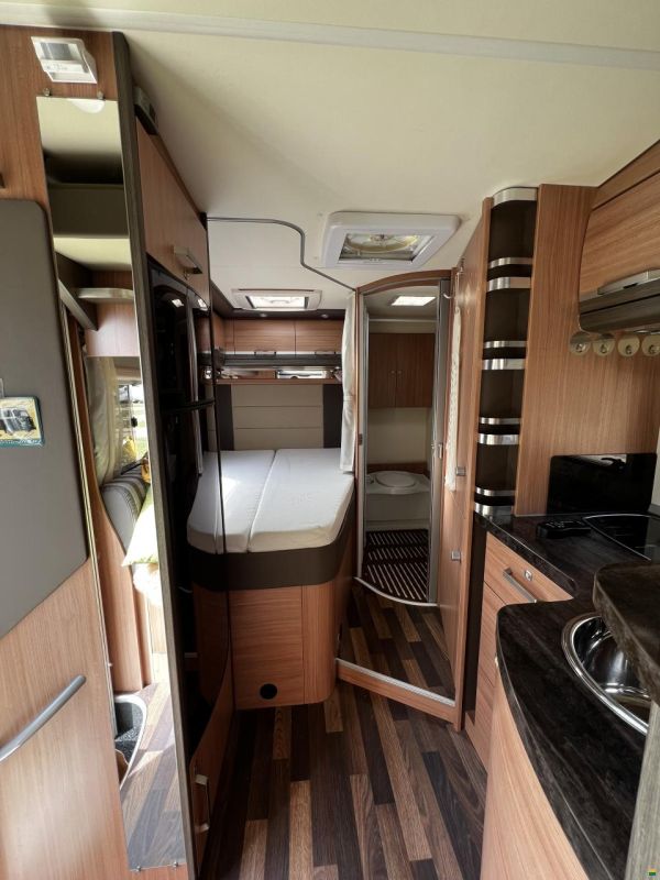 Knaus Sky Wave 650 MF Celebration