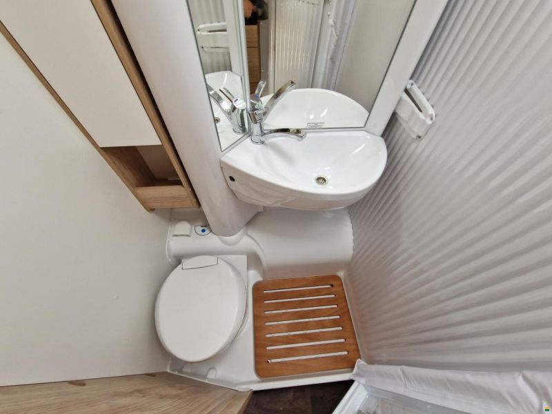 Sunlight Adventure I 67S