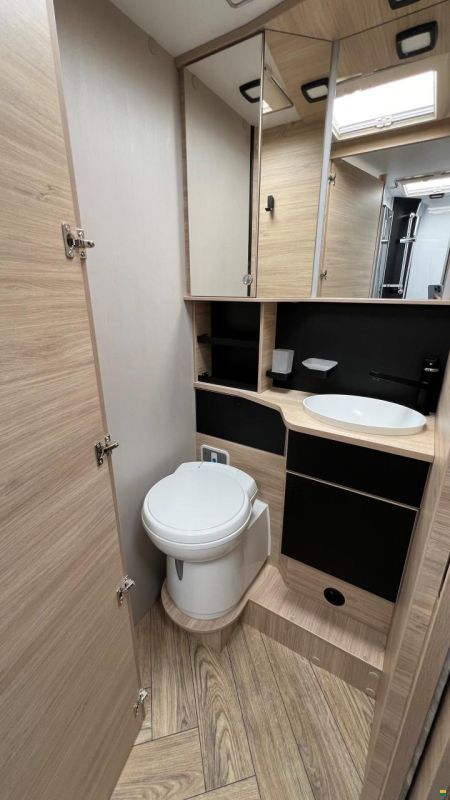 Challenger 384 Etape Edition