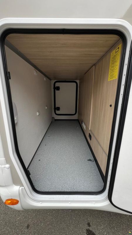 Challenger 384 Etape Edition