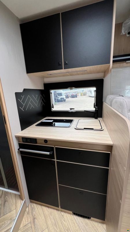 Challenger 384 Etape Edition