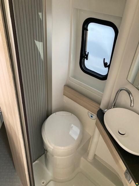 Adria Twin Plus 640 SGX