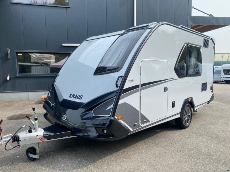 Knaus Sport & Fun Black Selection
