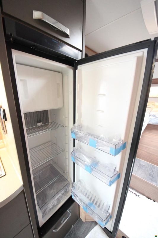 Weinsberg CaraSuite 650 MEG Ford