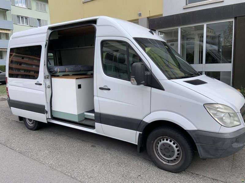 Mercedes Benz Sprinter