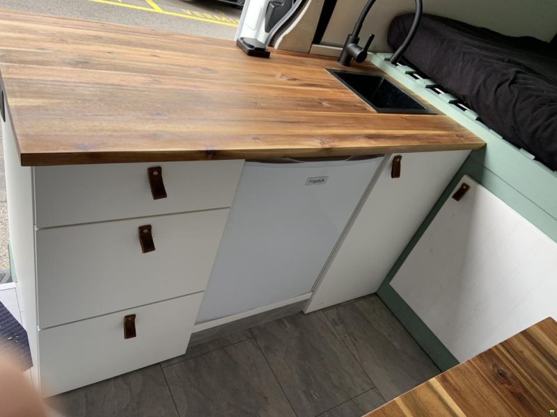 Mercedes Benz Sprinter