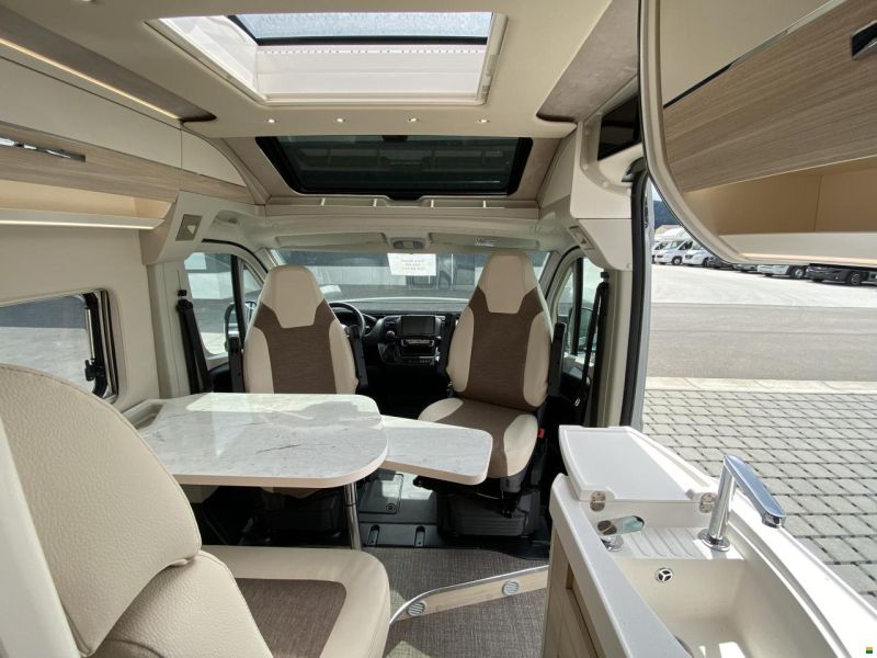 Eura Mobil Van V 635 HB