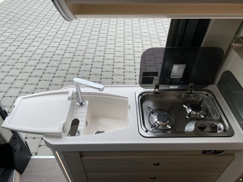 Eura Mobil Van V 635 HB