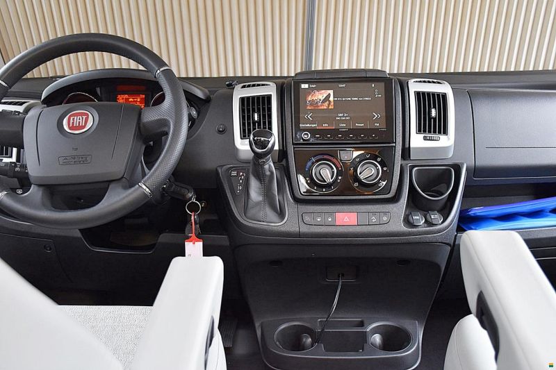 Etrusco I 7400 SB COMPLETE SELE 2,3 D 9G-AUTOMAT