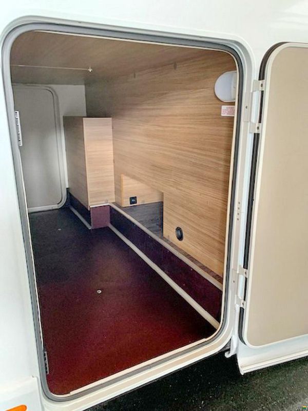 Knaus Live Wave 650 MX Luxus