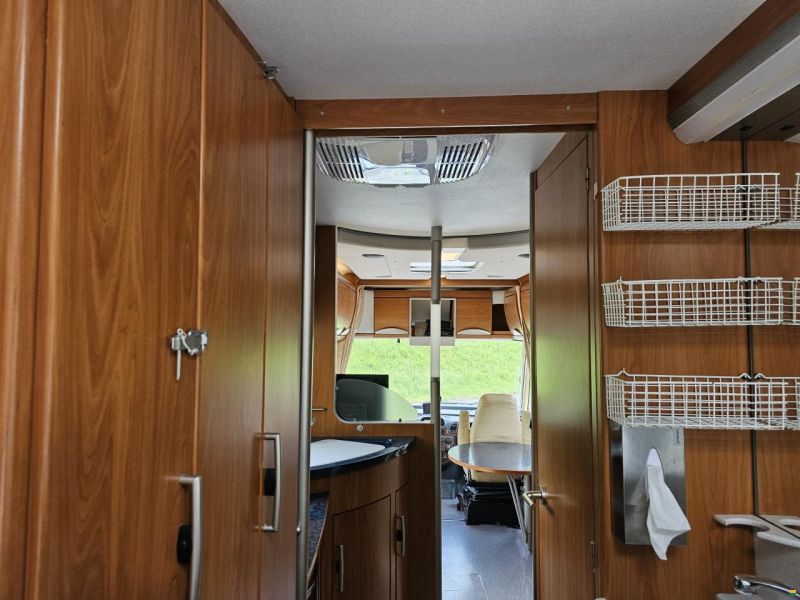 Hymer S 820