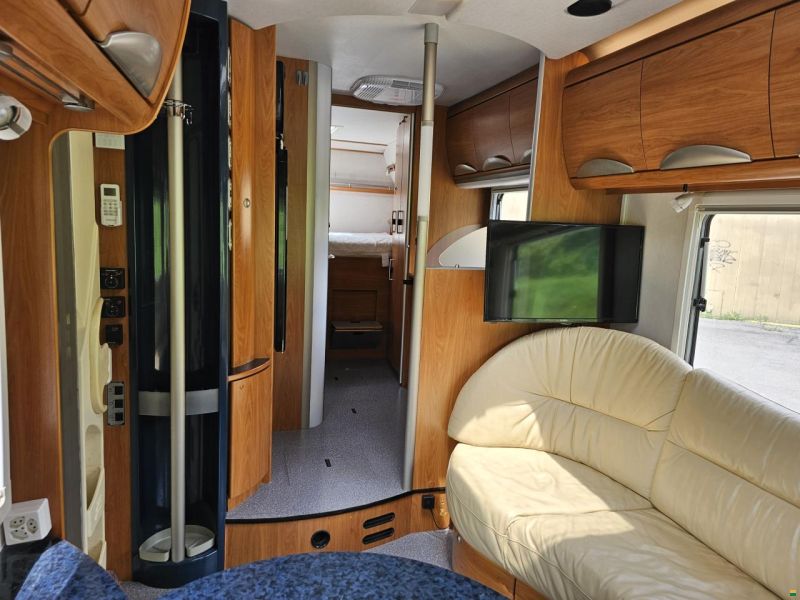 Hymer S 820