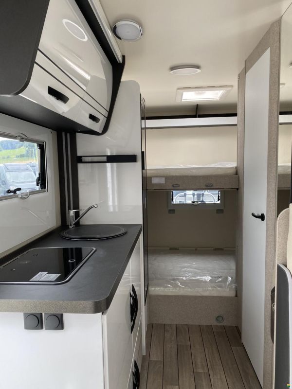 Forster-Reisemobile A 699 DVB