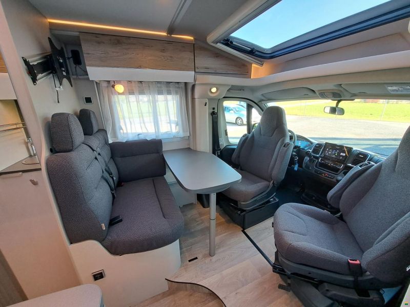 Hymer Exsis T 474
