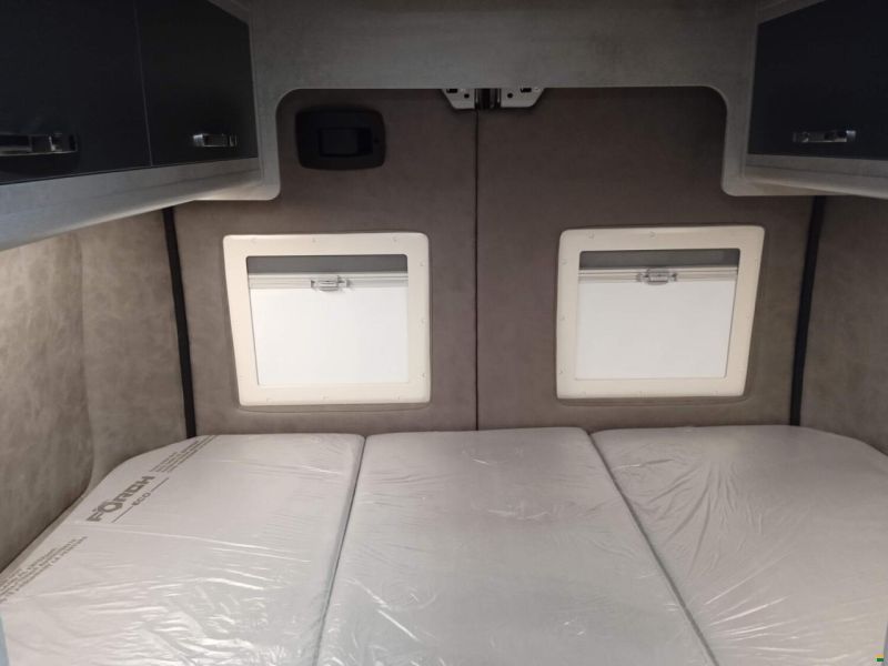 Megamobil Mega Classic 600 Opel 165 PS